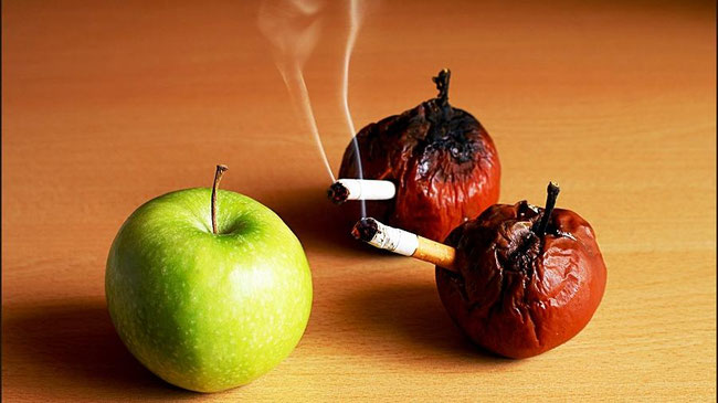 В Челябинске у курильщиков будут забирать сигареты взамен на яблоки