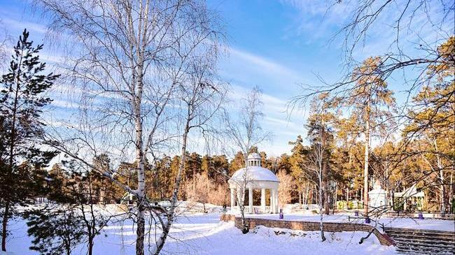 Белоснежный снег в Челябинске 💙 Красота!