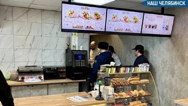 🤢Подростки отравились шаурмой