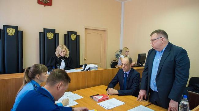 Потерпевшим не хватило мест. В Челябинске проходит суд над гендиректором «Гринфлайта»
