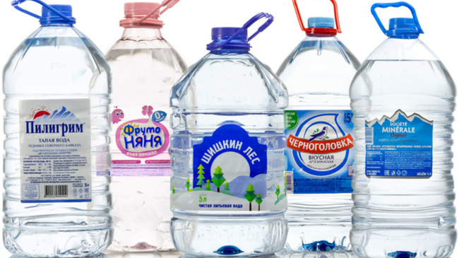 Пить можно, но пользы мало: тест питьевой воды в бутылках