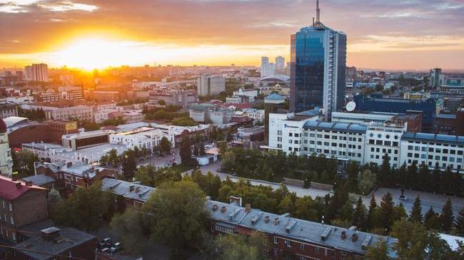 Вечер в Челябинске... 💙 Рассказывайте, как прошел ваш день?