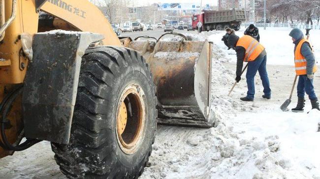 И.о. главы Челябинска Елистратов — о снеге и дорогах: «В 6 утра я позвонил подрядчику»
