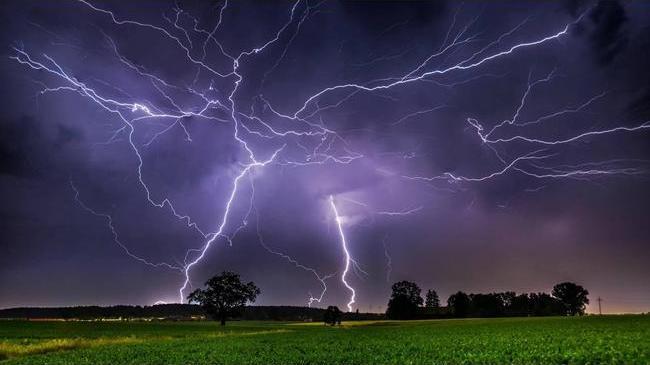 ⛈️ Ливни и грозы ожидаются в Челябинской области