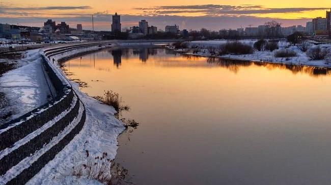 Закат на реке Миасс😍