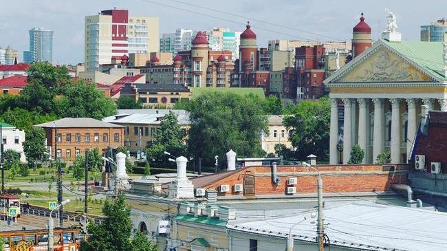 Челябинск. Смешение всех эпох и стилей.
