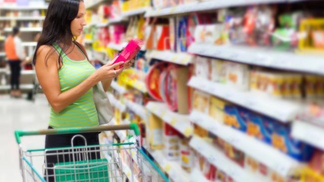 Эксперты выяснили, какие продукты россияне покупают по акциям чаще всего