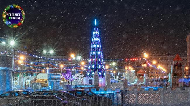 🎄 На площади Революции откроют новогоднюю ярмарку.