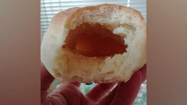 Начинка из воздуха. На Урале продали картофельный пирожок с дыркой