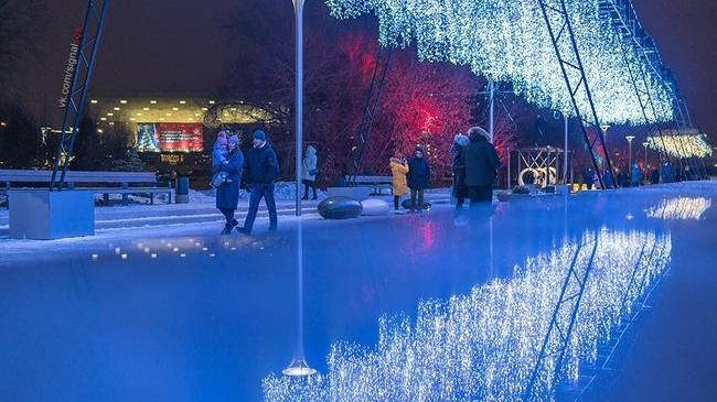 Спокойной ночи, челябинцы! 🌛 Как идет ваша подготовка к Новому году? Все успеваете? 😊 