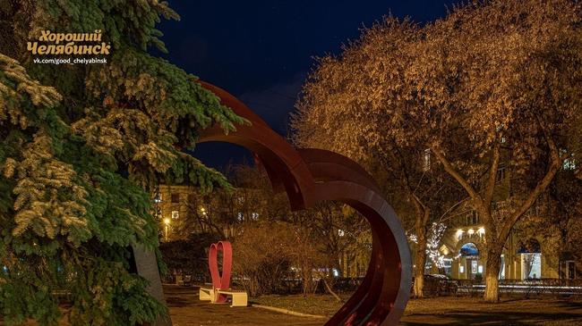 🌜 Доброй ночи, любимый город! Как прошел первый день недели?