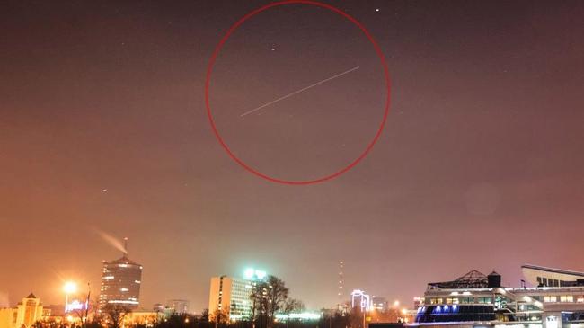 Звездное небо над Челябинском украсили огни МКС.