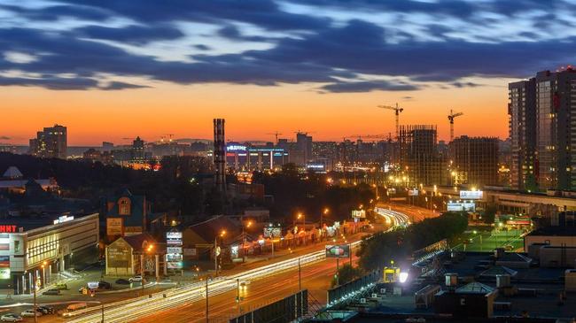 🍂 Красивое небо над осенним Челябинском.