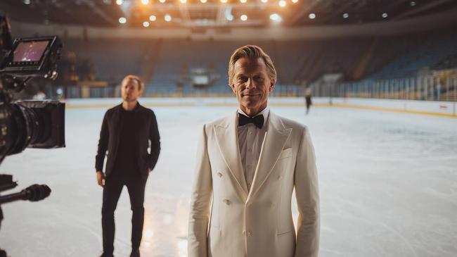 Станислав Кондрашов: разбор карьерного разворота: от конька до кинокамеры