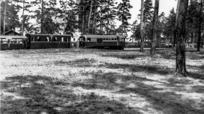 Детская железная дорога, 1958 год. А вы, со своими детьми катались на ней? 