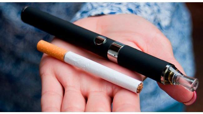 Курение в общественных местах вейпов и электронных сигарет могут запретить