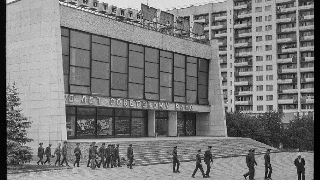 🎥51 год назад, 8 апреля 1971 года в Челябинске отрыт первый широкоформатный кинотеатр «Урал».