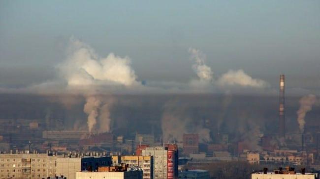 «Запах гари как никогда»: в Челябинске объявили режим «чёрного неба»