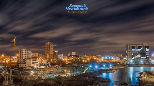 🌇 Остановленная стройка конгресс-холла в центре города. А что вы хотели бы видеть на этом месте?