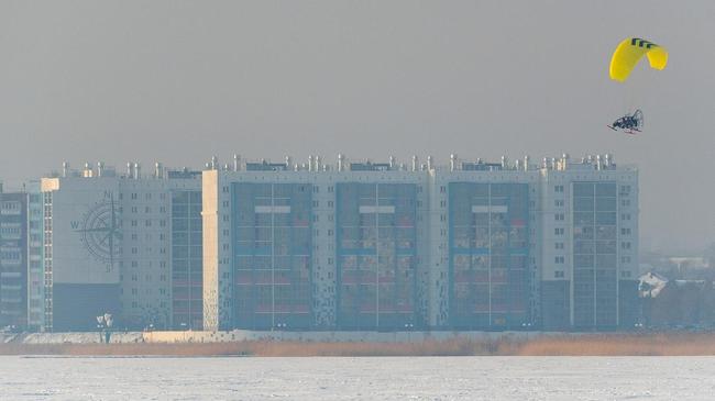 ❄ Параплан над озером Смолино. Расскажите, какими видами спорта вы любите заниматься?