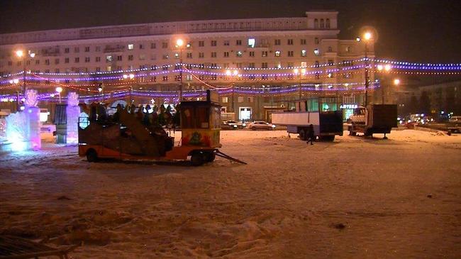 Ледовый городок на площади Революции официально закрыт 
