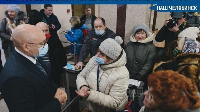 👮‍♂На активисток, выступивших против QR-кодов в Заксобрании, составили протоколы 