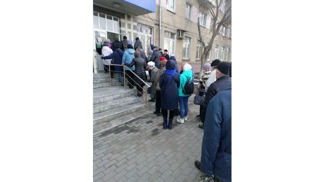 Очередь в поликлинику в 7 30. Как так то? 😕