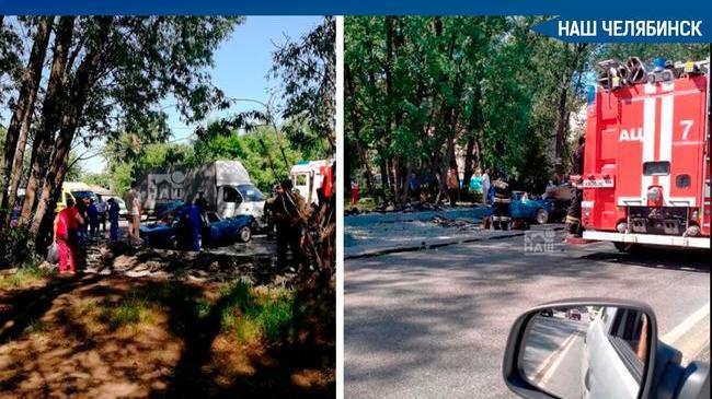 ⚡Три автомобиля столкнулись районе дома № 41 на улице Куйбышева — два легковых и один грузовой ВАЗ.