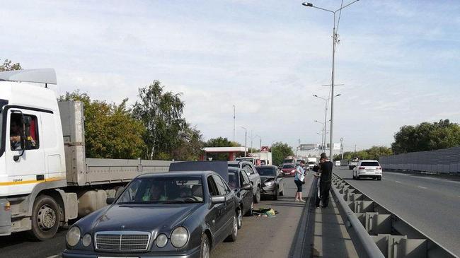 🚘 На "Мередиане" произошло массовое ДТП.