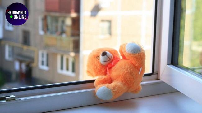 ⚡10-летняя девочка выпала из окна в Чурилово