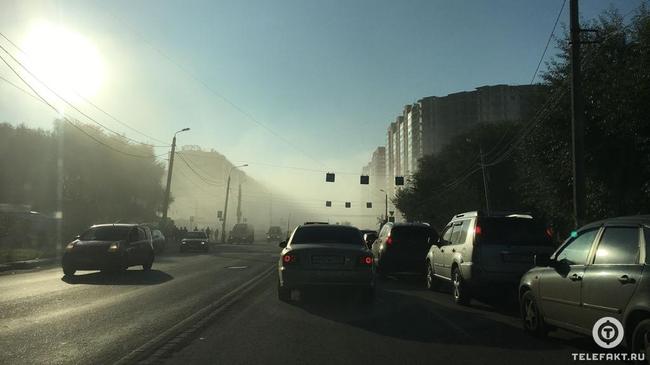 Челябинские улицы с самого утра окутал туман. 