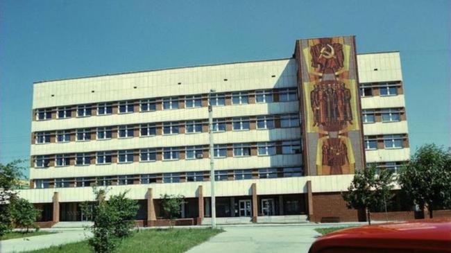 Улица Худякова 1980г. Что за задние на фото?