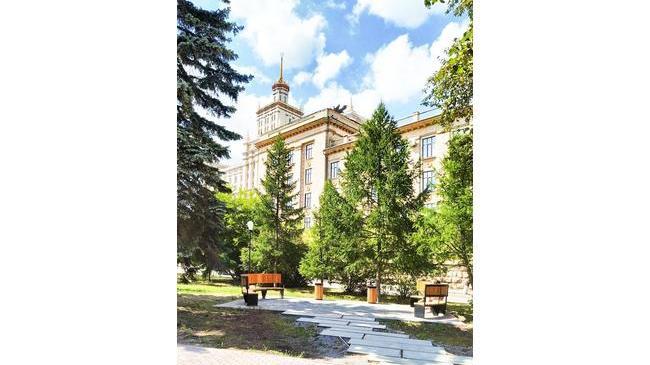 🌳 Благоустроенный проспект Ленина возле ЮУрГУ