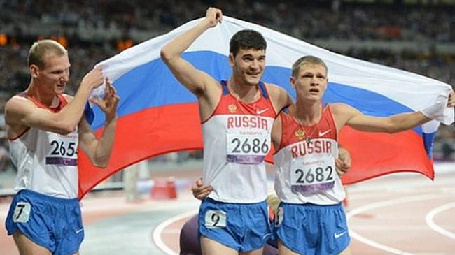 Российским легкоатлетам разрешили выступать на Олимпиаде в Рио не под флагом РФ