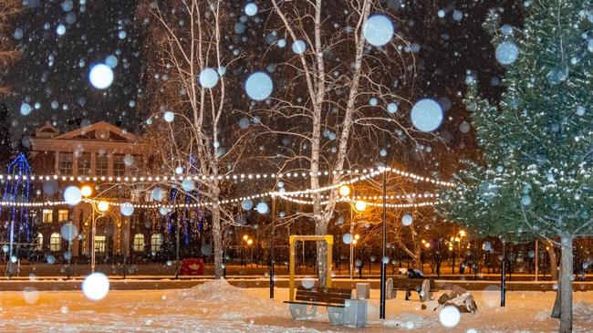 🎄 Снежный праздничный город. Расскажите, как встретили Новый год?