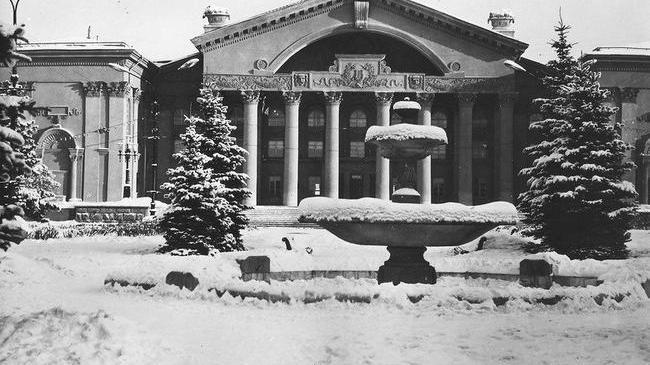 🏛 Дворец культуры ЧМК. 