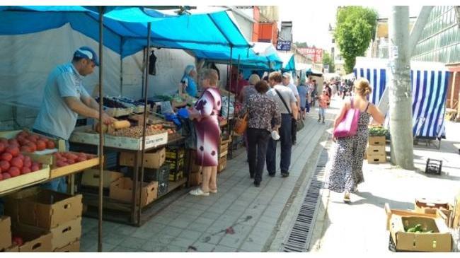 Власти Челябинска сносят скандальный рынок на улице Доватора