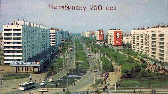 🗓 Комсомольский проспект 35 лет назад 