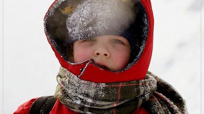 Из-за морозов в Челябинске школьники снова остаются дома. Уроки отменены частично