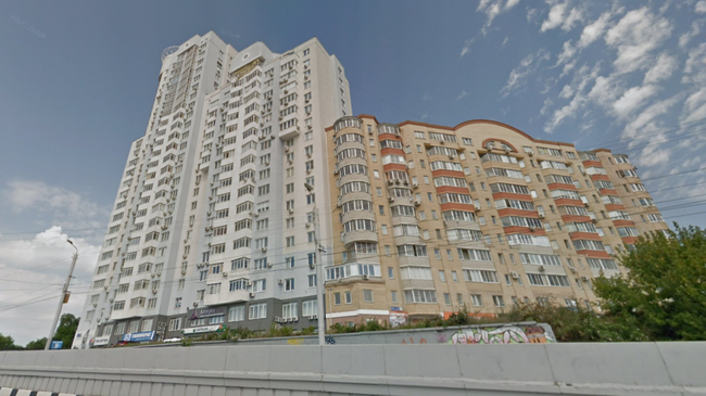 Изъяли целый арсенал: мужчина открыл стрельбу из окна элитной высотки в Челябинске