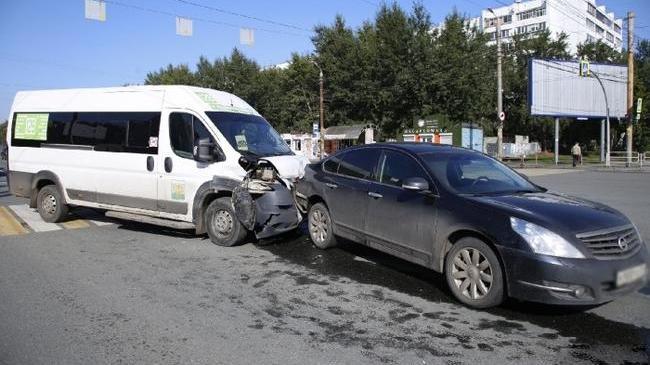 Из-за крупного ДТП образовалась пробка в Курчатовском районе Челябинска