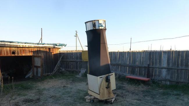 Челябинец в гараже смастерил один из самых мощных самодельных телескопов в России