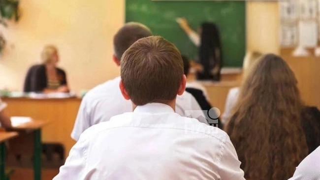 🔔 В школах звонки заменят военными песнями