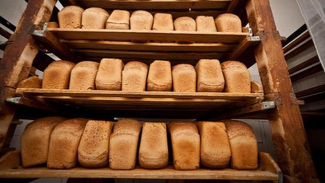 Хлеб в «грязных коробках» в одном из сетевых магазинов возмутил челябинцев