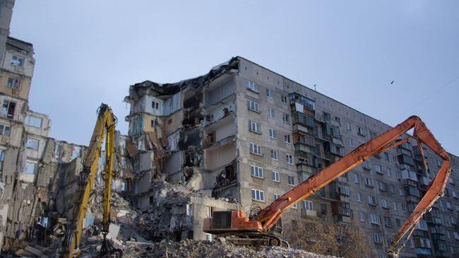Разрушенный взрывом дом в Магнитогорске признали пригодным для проживания