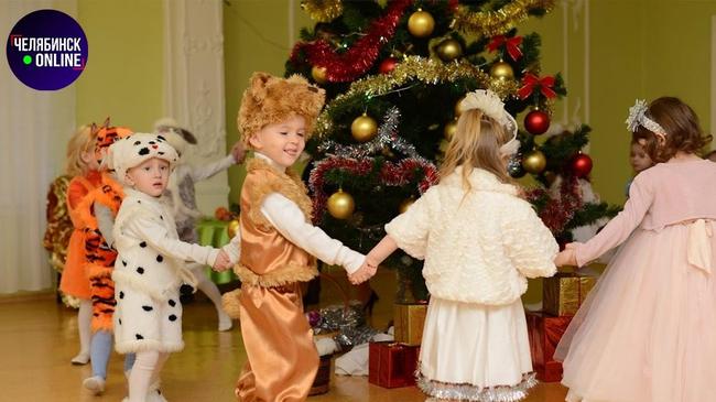 😷 Новогодние утренники в этом году пройдут без родителей и Дедов Морозов.