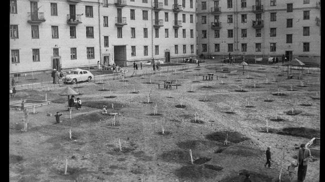 🏢 ЧМЗ, двор Коммунистическая, 9 и Дегтярёва, 47 - 1958 год. 