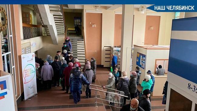 📣В МФЦ ответили, почему у них такие длинные очереди 