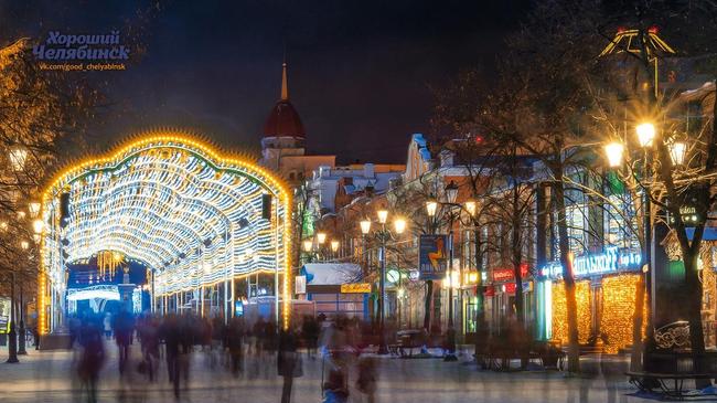 🎄 Яркие огни на Кировке. Расскажите, как вы проводите каникулы?