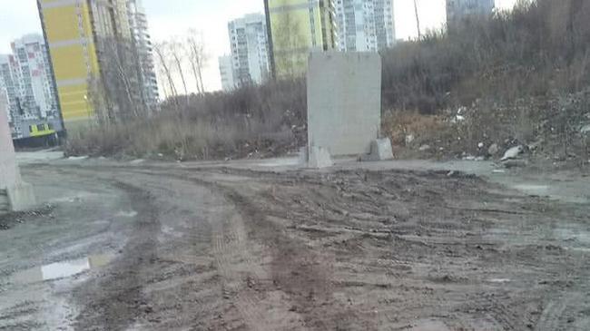 Жители «Паркого» жалуются на «построенную» дорогу
